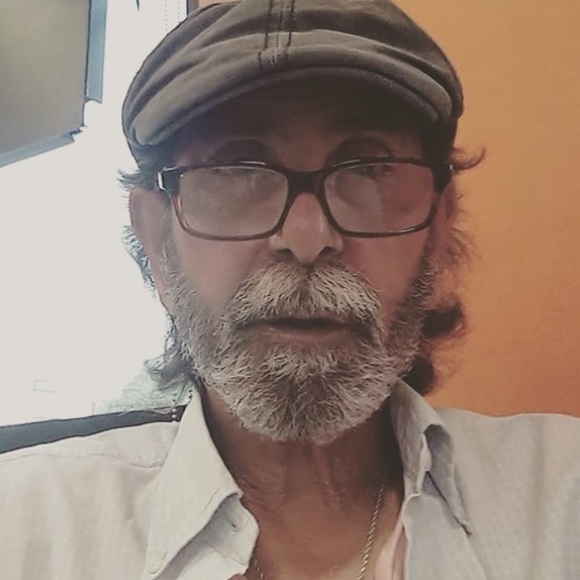 Welcome to PM! Trusted seller! Clean home,no pets! I NEVER Refused an offer! - Picture 4 of 15